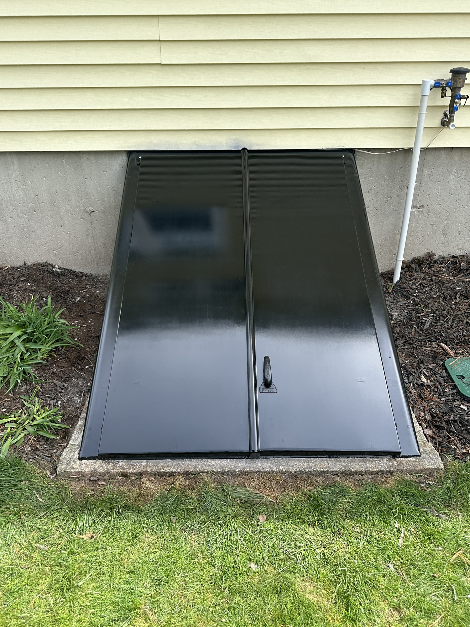 bulkhead cellar door repair