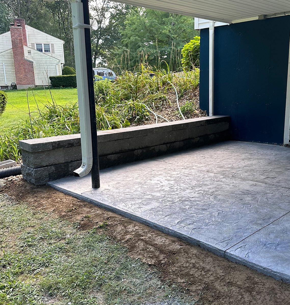retaining wall construction
